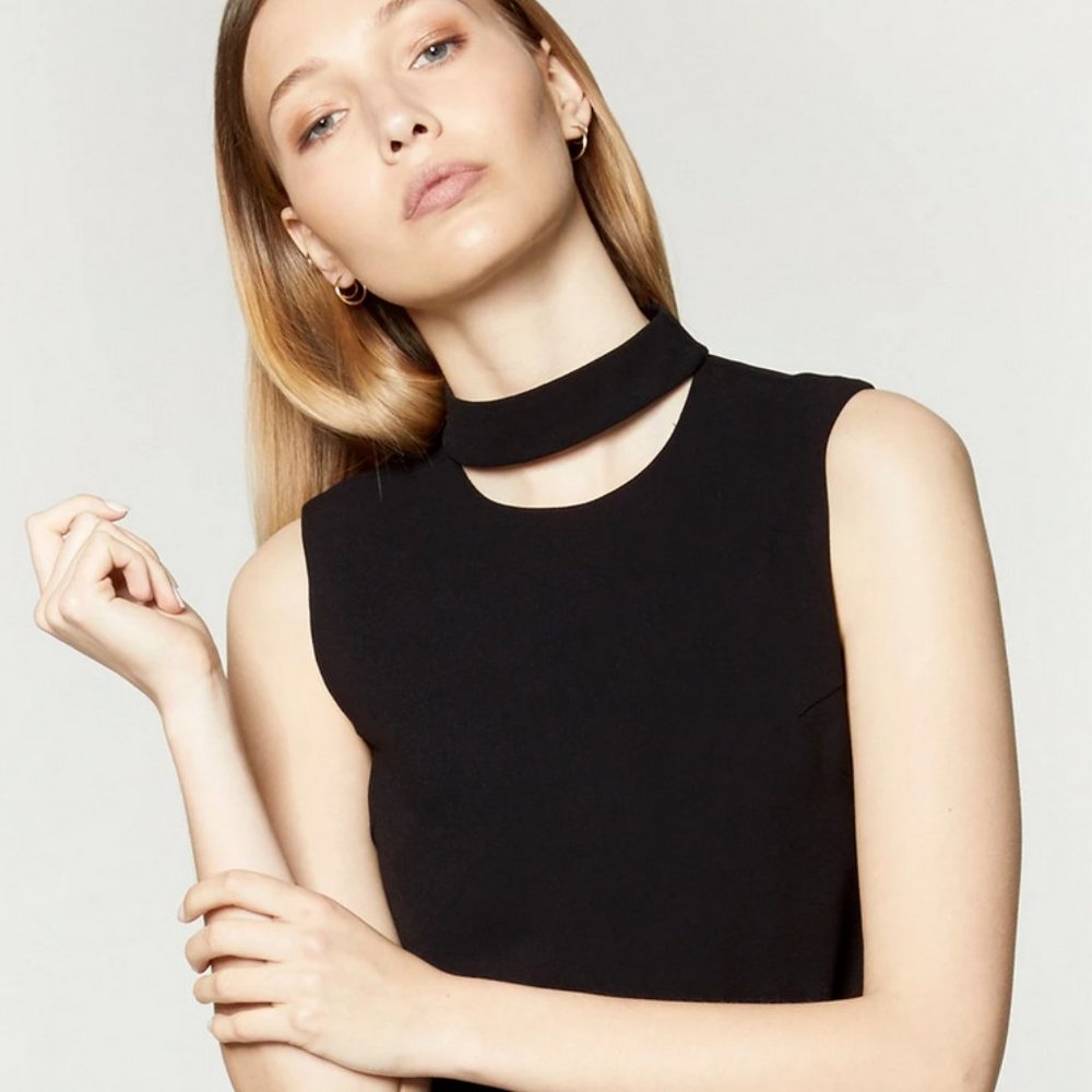 Aris Shop | Cut Out Collared Sleeveless - White
